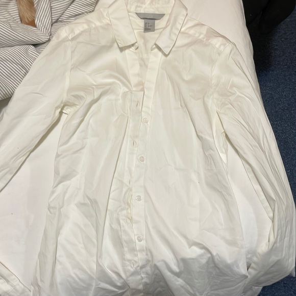 White tshirt - Picture 1 of 1